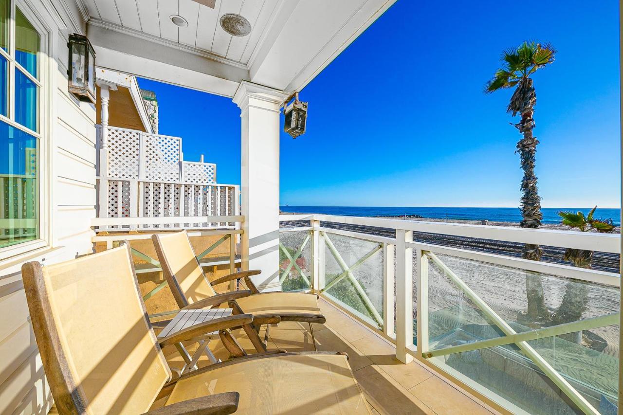 Luxury Beach Front Escape Ньюпорт-Бич Экстерьер фото